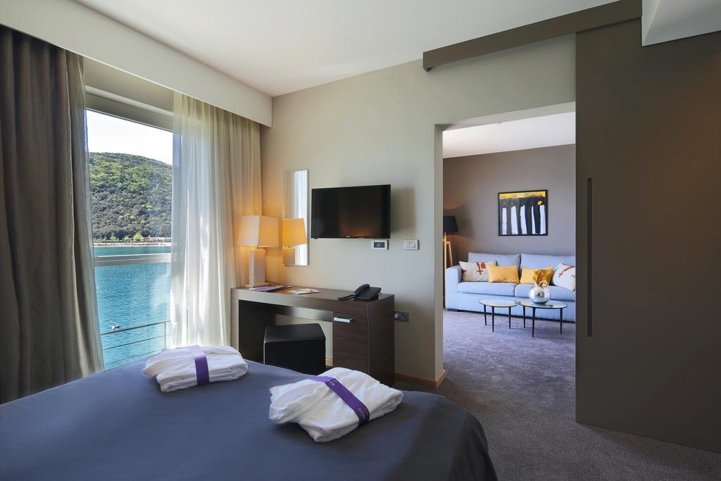 Boutique Hotel Adoral Rabac Bagian luar foto