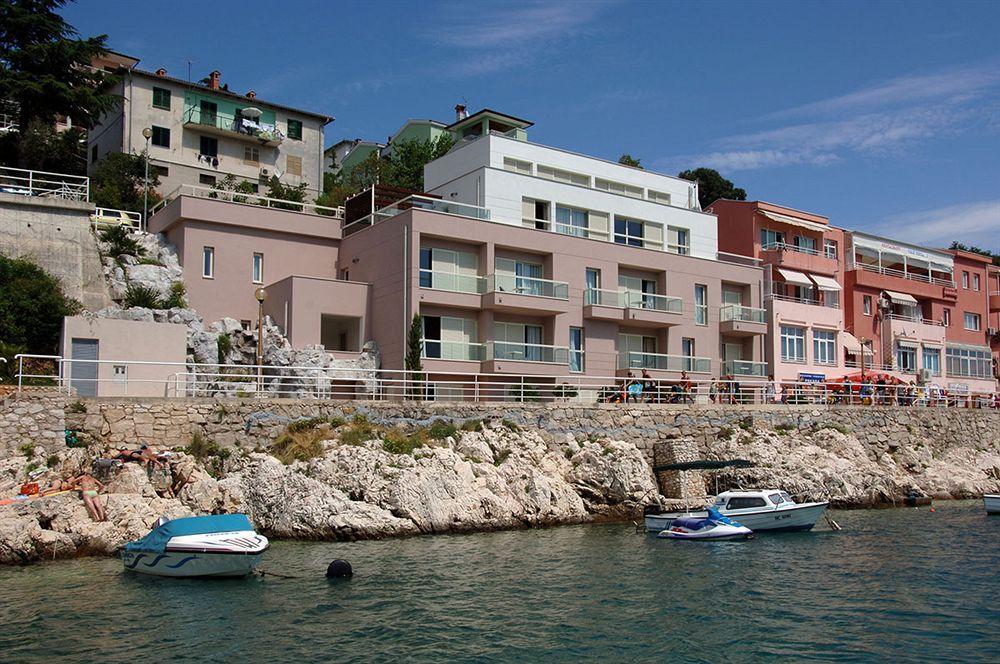 Boutique Hotel Adoral Rabac Bagian luar foto