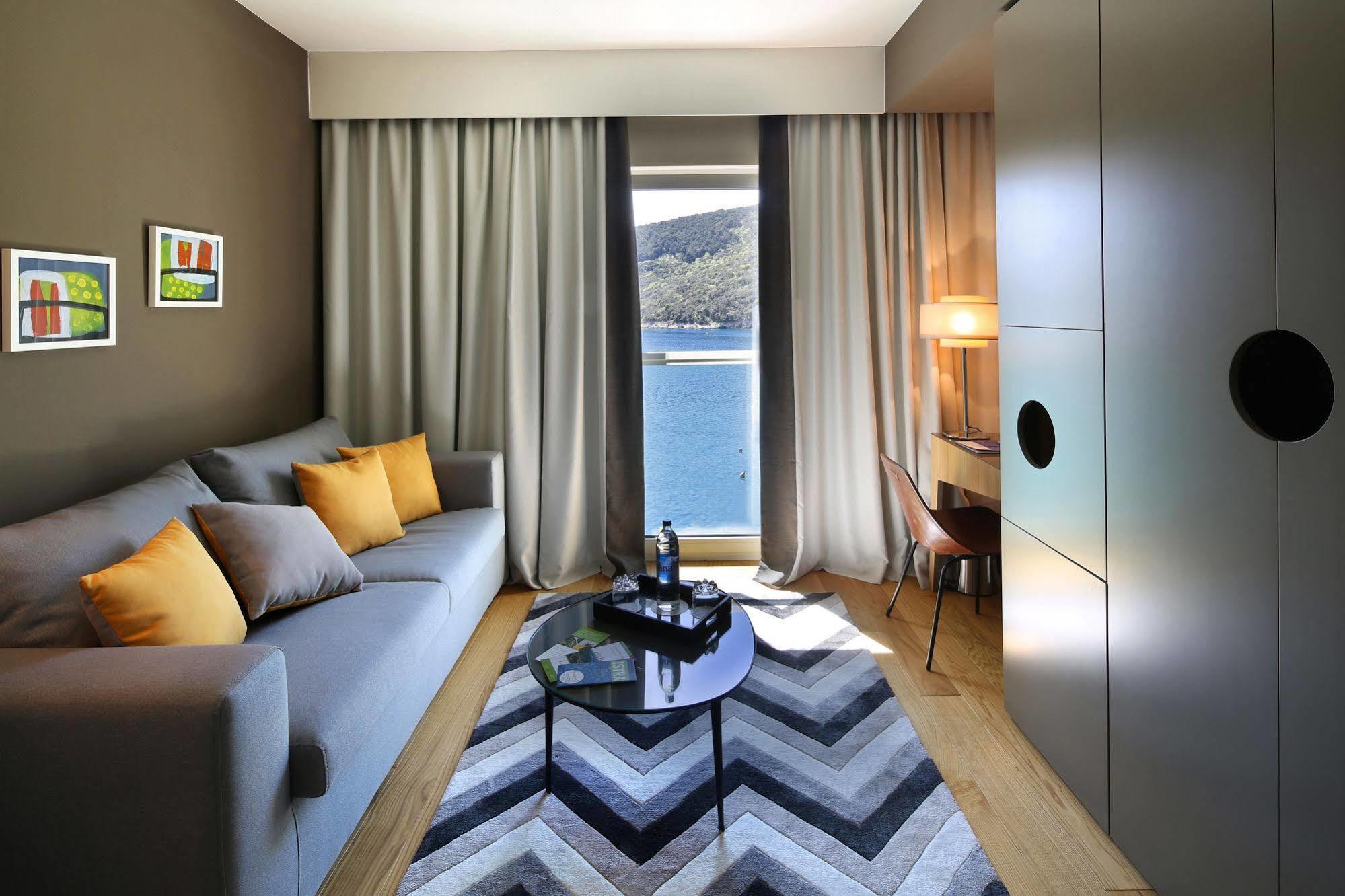 Boutique Hotel Adoral Rabac Bagian luar foto