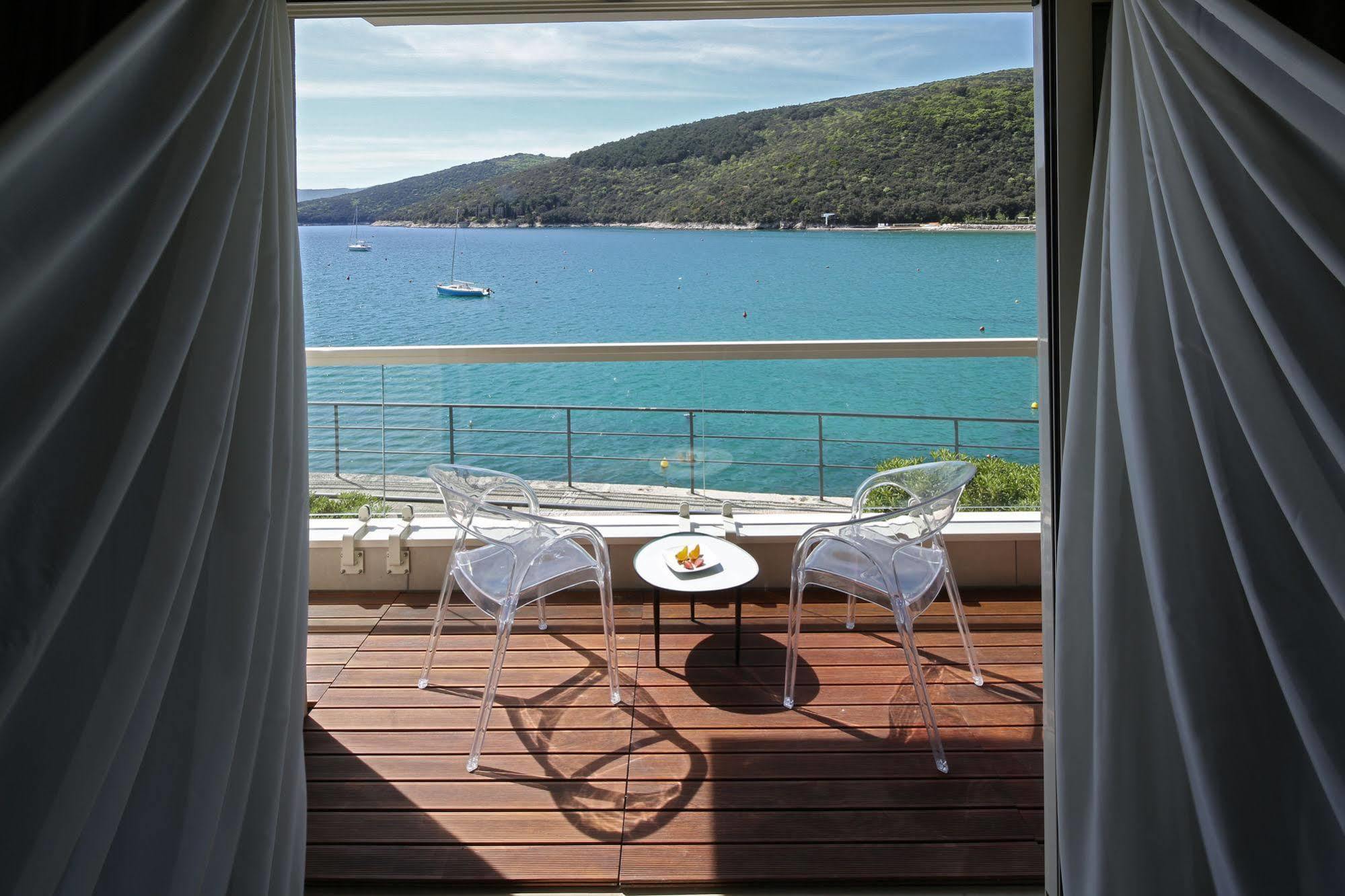 Boutique Hotel Adoral Rabac Bagian luar foto