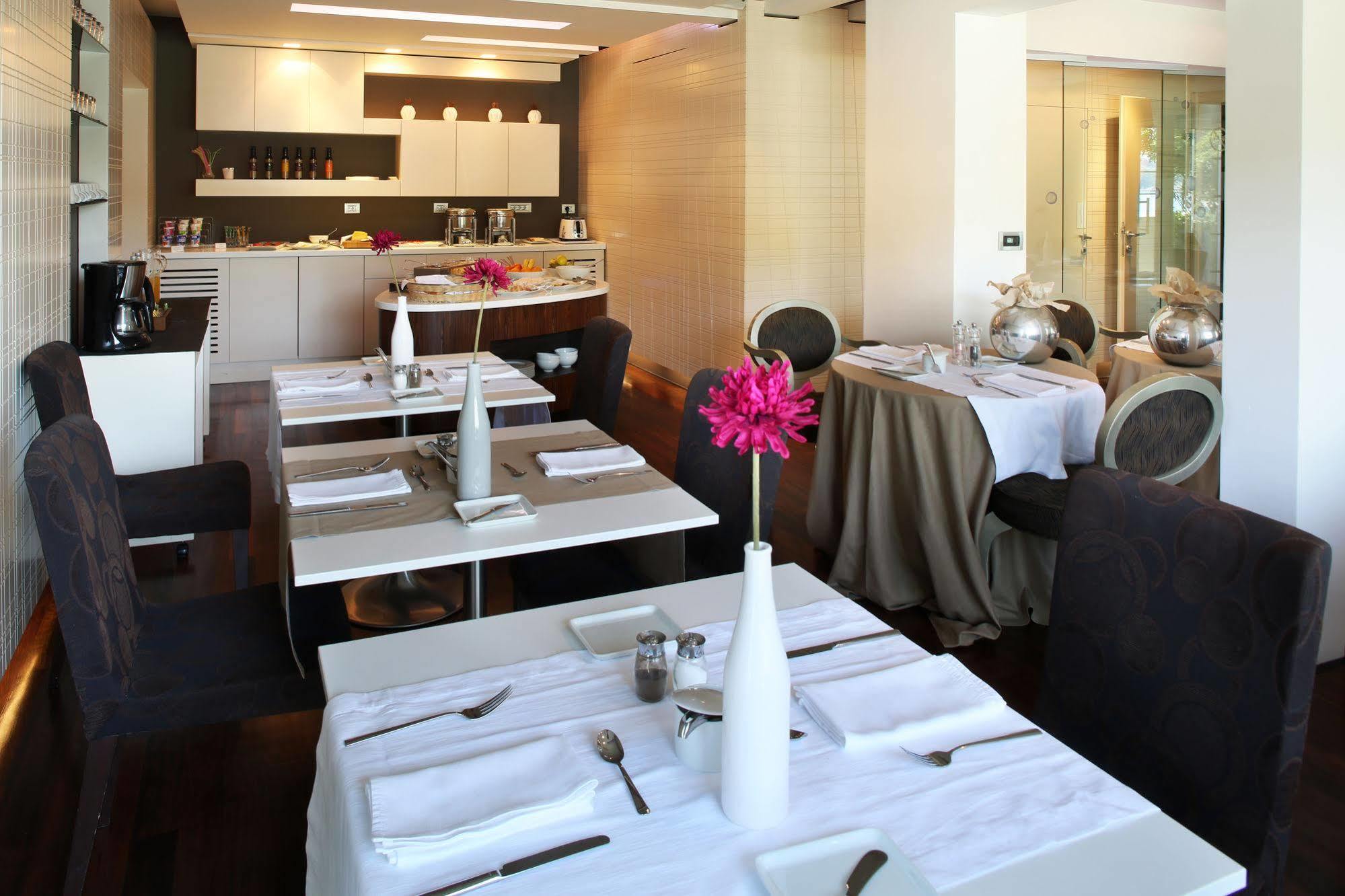 Boutique Hotel Adoral Rabac Bagian luar foto